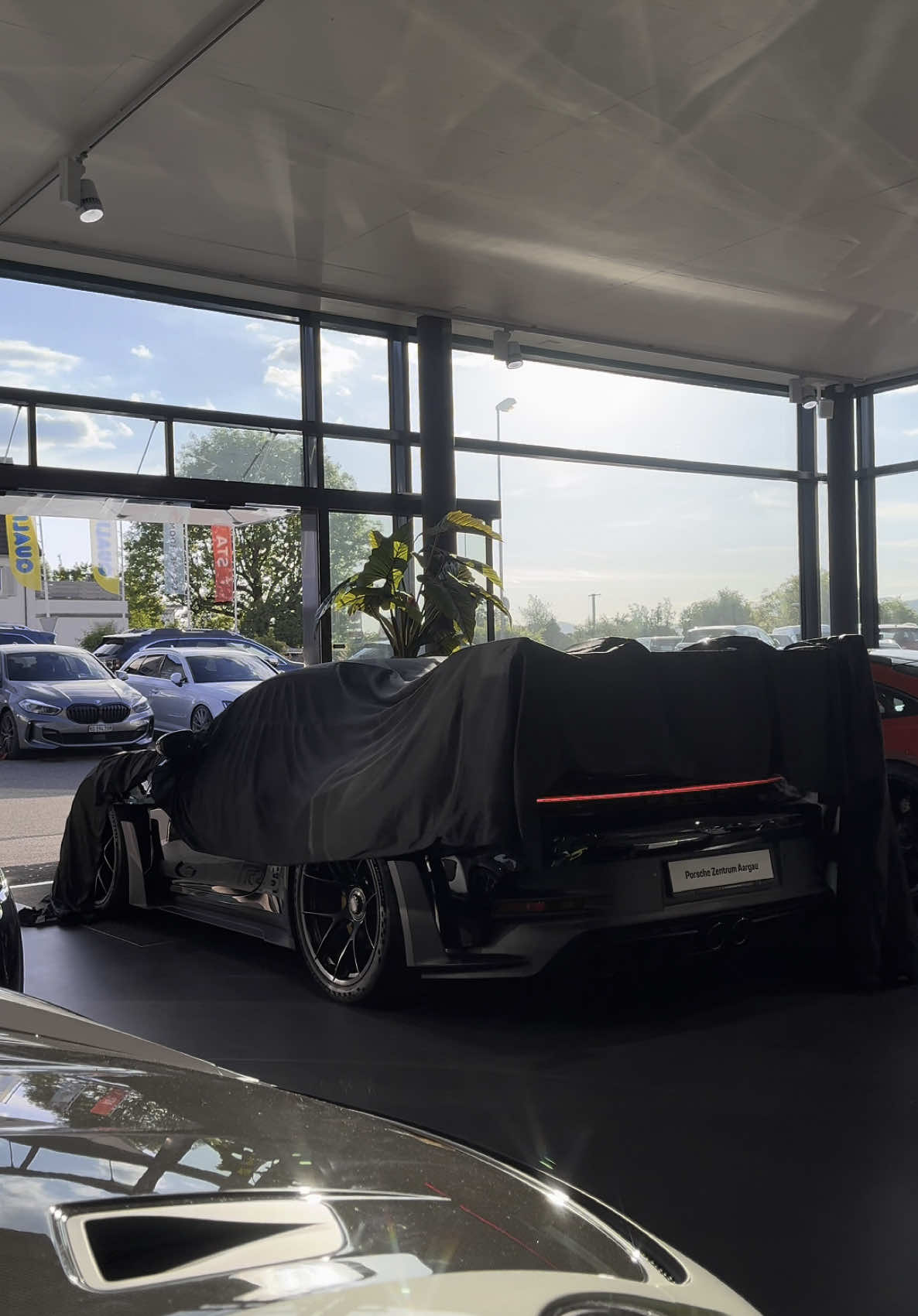 Delivery the dream 🖤 #porsche #992gt3rsweissach @exot_rs 