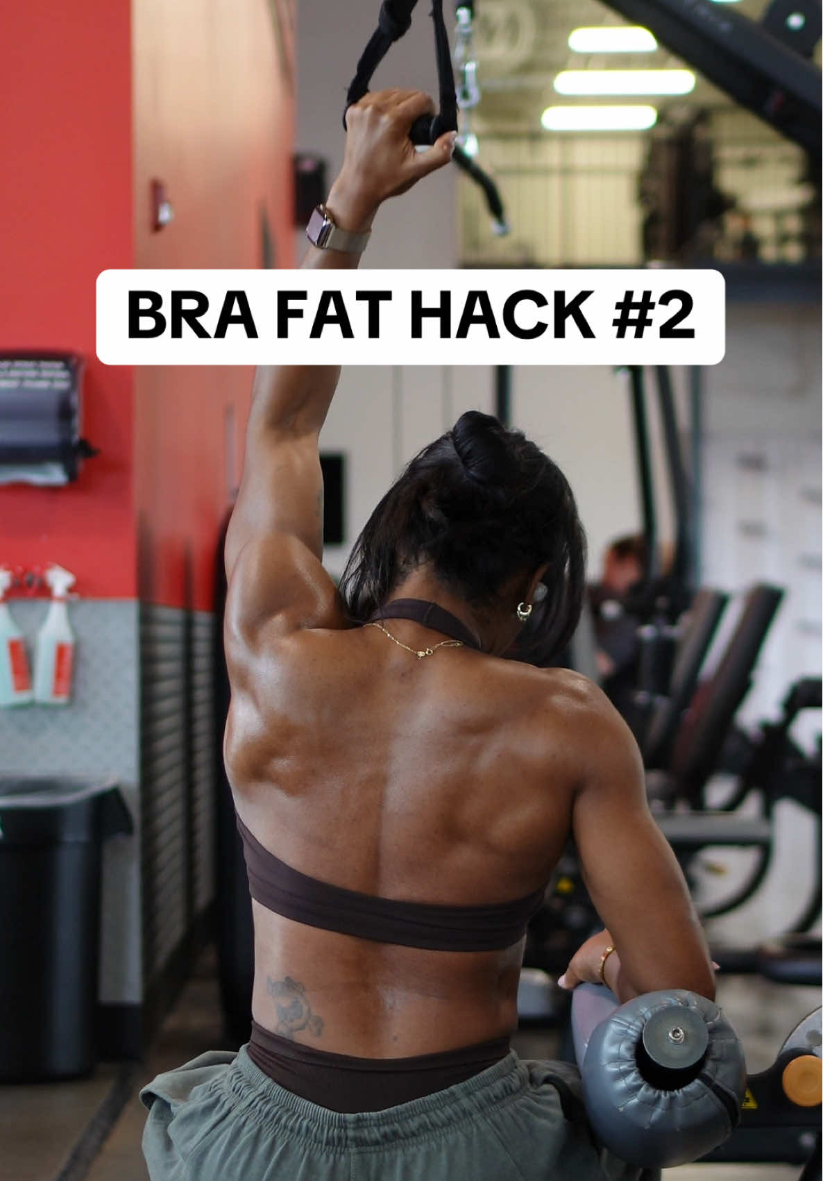 Really get into it 👏🏾🙌🏾 #backfat  #backworkout #lats 