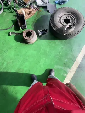 👨‍🔧#mekanik #mechanic #fyp #fypage #mitsubishi #fuso #fuso #bali #indonesia #indonesia #singarajabulelengbali 