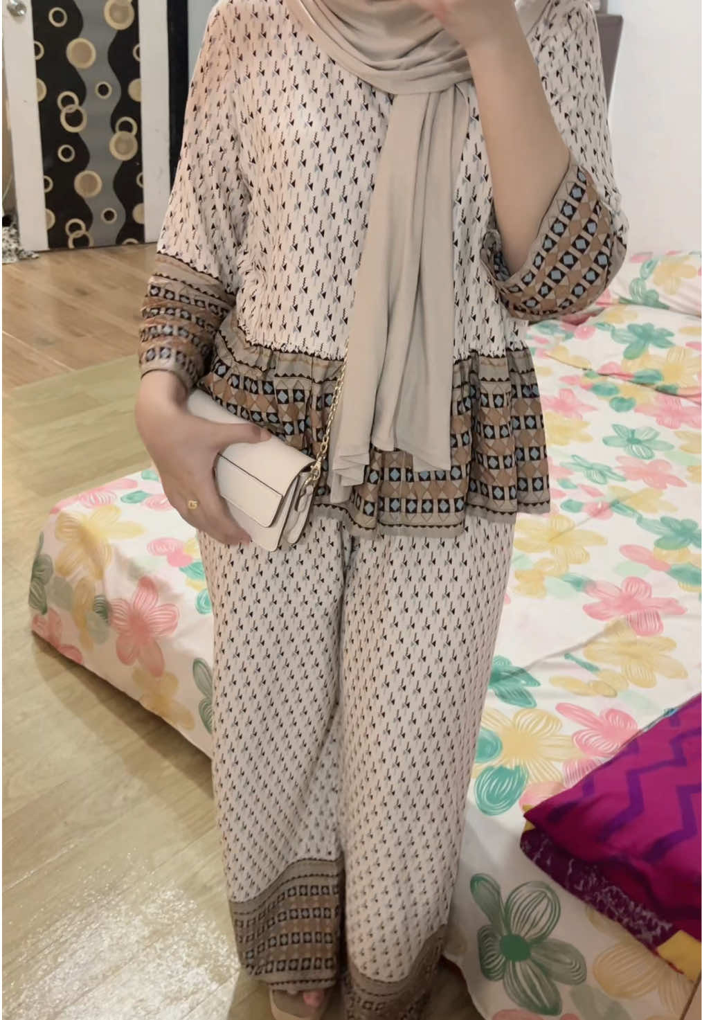 Cakep kali lhoo ini oneset by @Enbe_Store #beastore #rafellaset #setelanrayon #onesetrayon #setelanwanita 