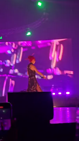 跳び跳ねてる7可愛すぎ、まじ一生見れるw手パクパクさせてるのも推せる最高#popyours2025 #popyours #hiphop #7 #liza 
