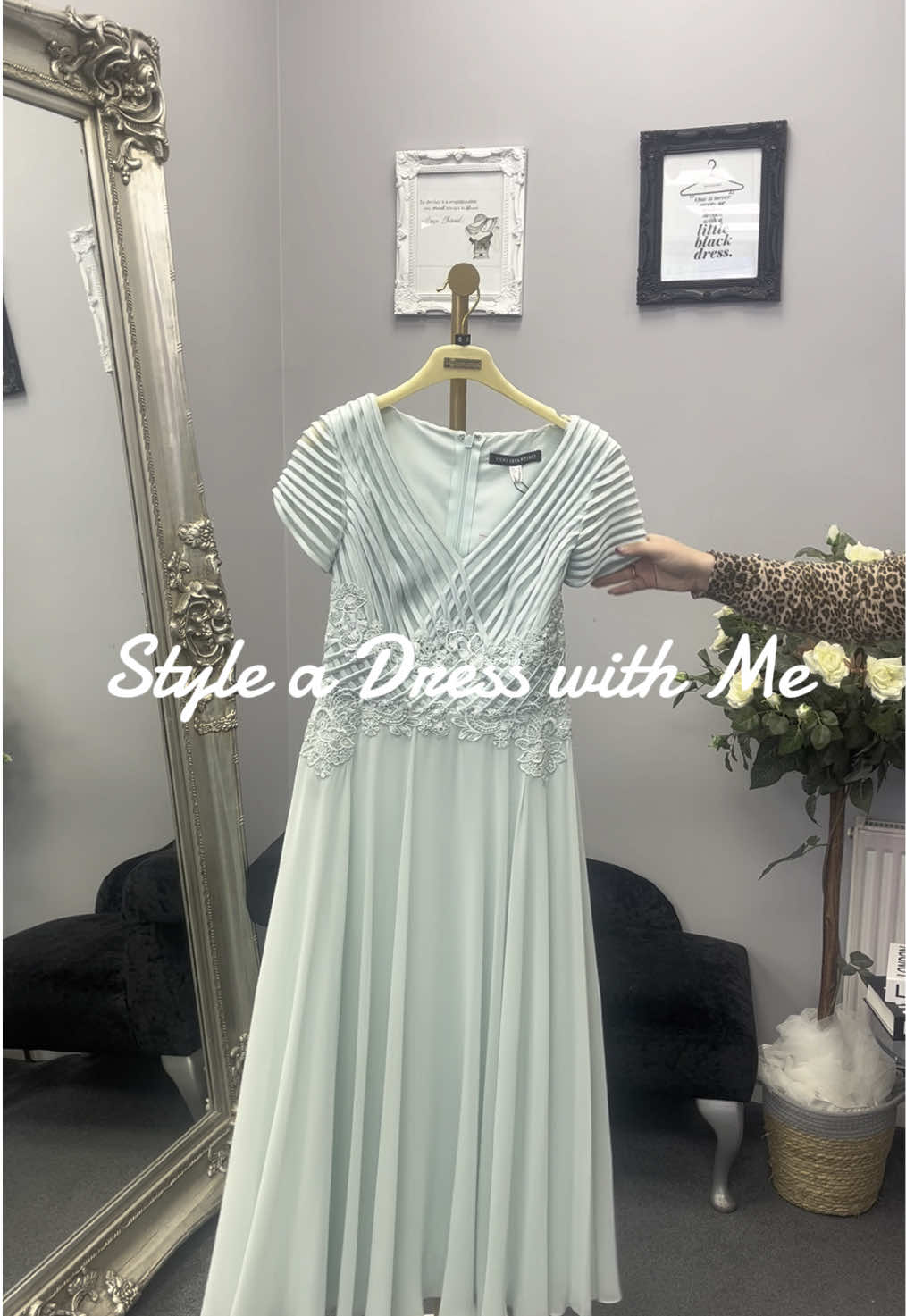 Style with me🫶🏻#motherofthebride #motherofthegroom #stylewithme 