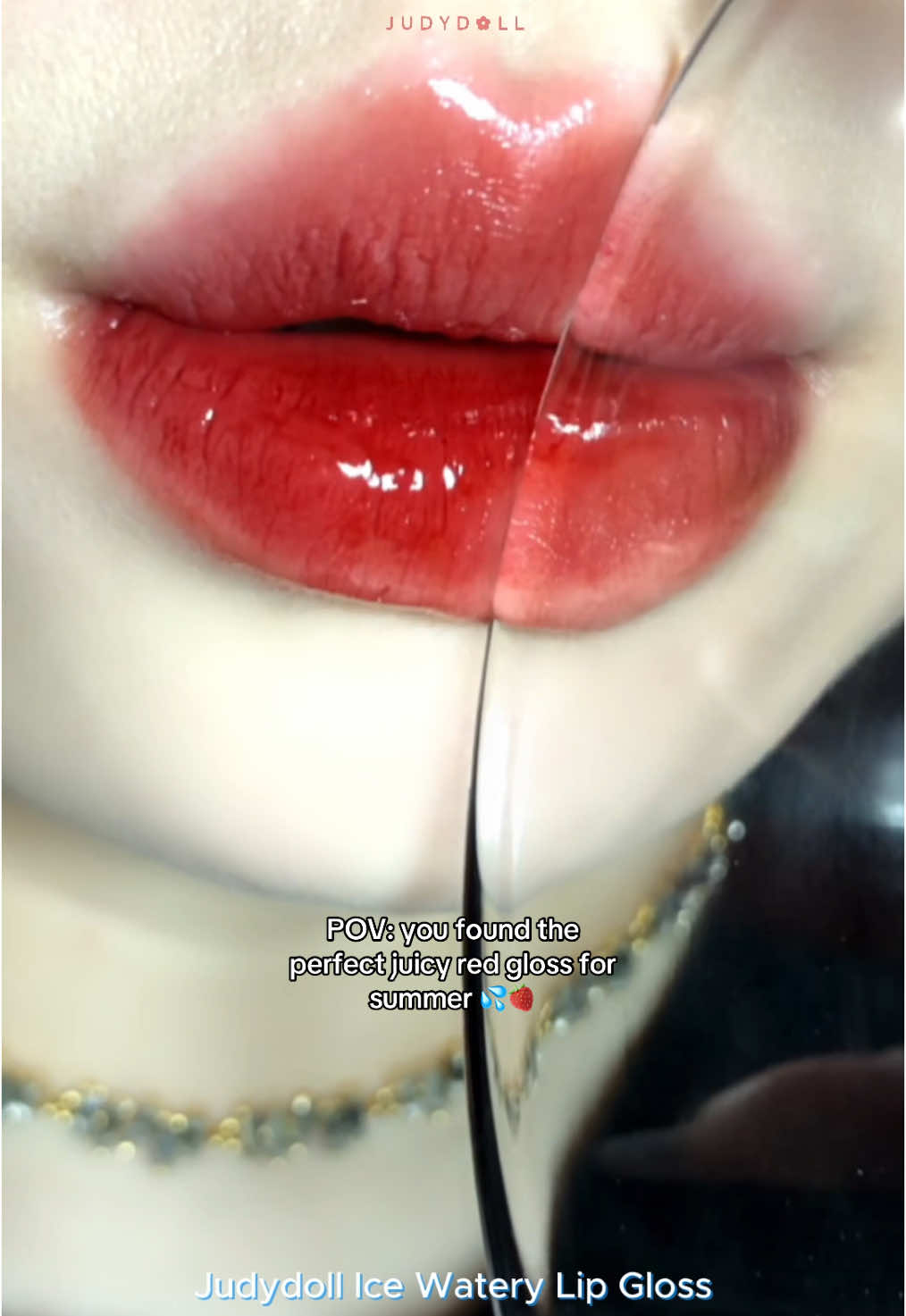 Always love red lips 🍓 Judydoll Ice Watery Lip Gloss>>glass shine & transfer-proof magic ✨🧊 #judydoll #judydoll_us #lipgloss #lipglossswatch #redlips #redlipstick #TikTokBeauty #lipglosschallenge #lipcolourchallenge #lipstain #lipstick #transferproof #summervibes 