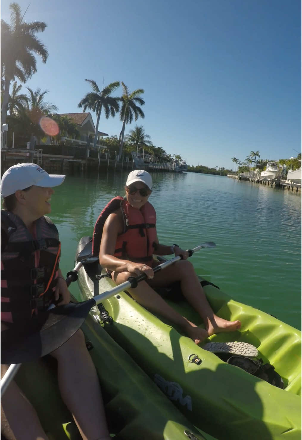 A little paddle around the sunshine state ☀️ #floridakeys 