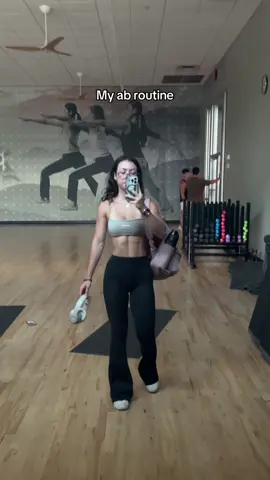 I really don’t do a lot for abs lol #gym #GymTok #gymmotivation 