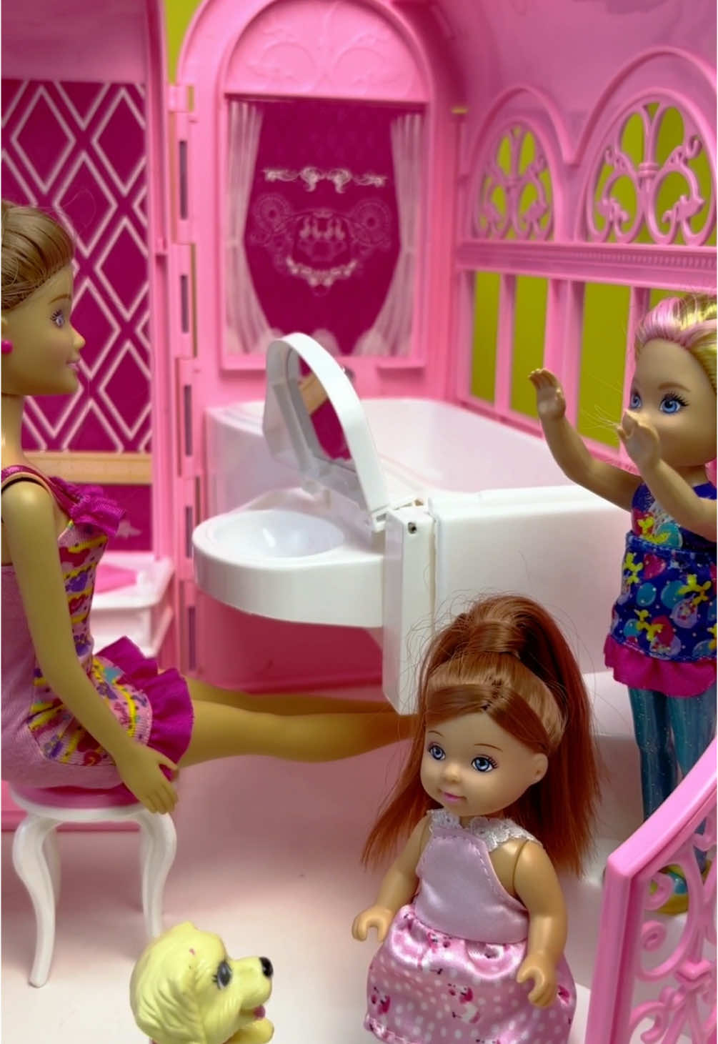 Barbie’s luxurious villa #barbietoys #barbie #barbiegirl #barbie