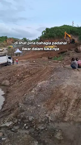 PADIH BANAR LUKA NYA