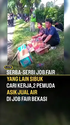 S3 Marketing Jualan air doa di job fair Cikarang Dia tidak mencari kerja, tapi menciptakan lapangan pekerjaan sendiri 😁👍👍 . . 📽: kabarbekasi #fy 