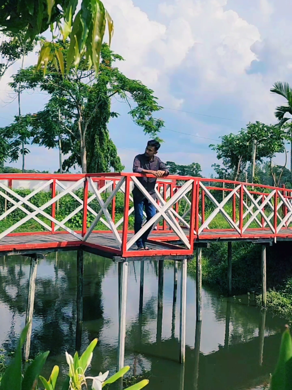 ভাবতে ভাবতে তারে আমি 🥹😔@Mohammad Riyad official⚡📸 #foreyou #viral #trending #song #sadsong #tiktokofficial #bangladesh 