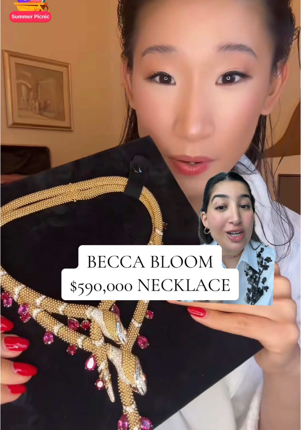 #BeccaBloom’s $590,000 #Bulgari Necklace 🐍💎 @Becca Bloom @Bvlgari 