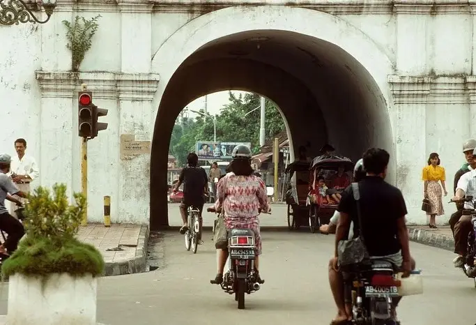 Potret nostalgia, suasana kota Yogyakarta yang bikin rindu tahun 1991. #yogyakarta #generasi90an #jogja #jogjaistimewa #jogjaku #explorejogja #instagram #jogjaimages