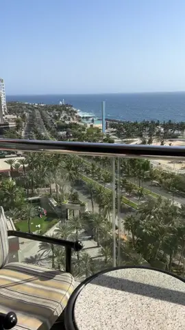 Lost in the view, found in the moment.🤍🌿 ضائع في المنظر، موجود في اللحظة.🤍🌿 🎥 I  @samalife_  #Jeddah #jeddahwaterfront #saudiarabia  #جدة #الواجهة_البحرية_جدة #السعودية 