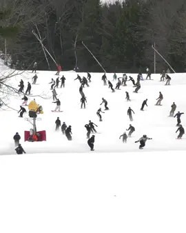Hill bomb with everyone that pulled up to the Pleasant Mountain stop of the Red Bull Slide-In Tour was unreal @Red Bull Snow #Snowboarding