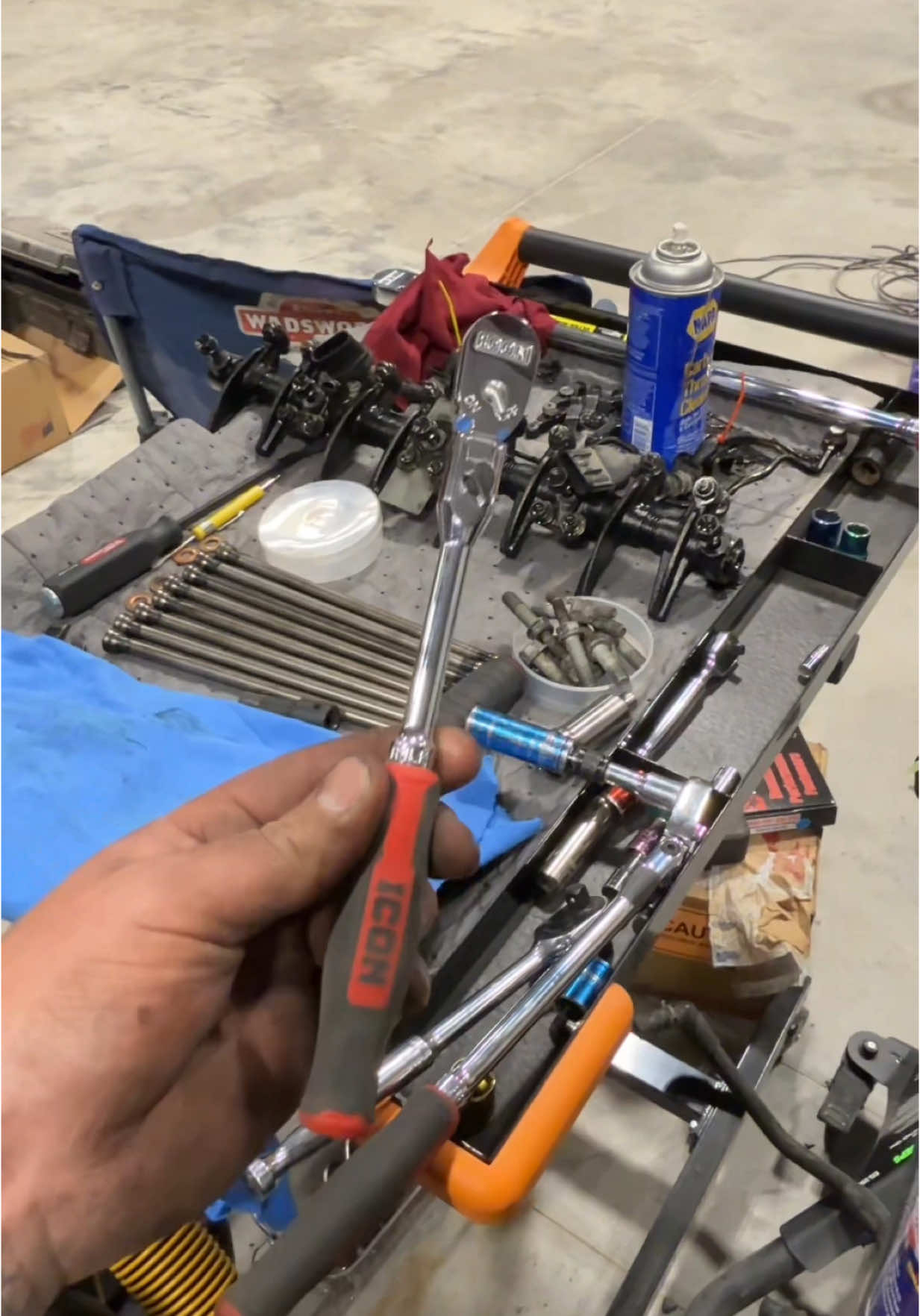 Wouldn’t let me stitch @Val Tools #mechanic #toolsofthetrade #harborfreight #snapon #fyp 