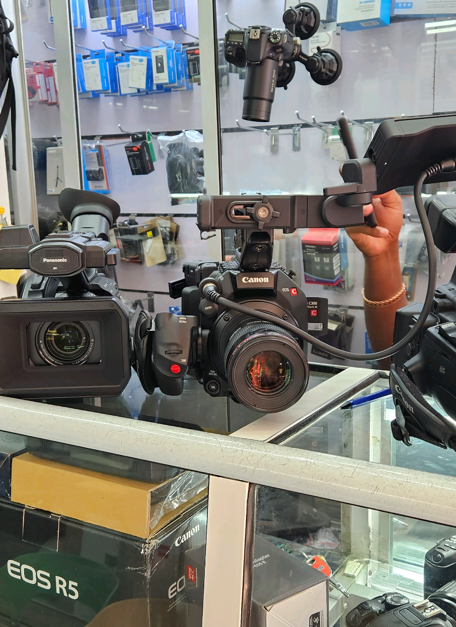 O-721_827 _ 533 HIGH DEFINATION HOLDINGS LTD USED CAMERA 5D MARK III EOS 80D #tiktok #PLUG #CHEAPCAMERA #cheap #cheap #CHEAPMIC #CAMERAPLUGINKENYA #PHONEMIC #canon #JAMIAMALLG119 #FYP #johnhighdefination #usedcar #usediphones #trendingtiktok #USEDNIKON #NIKON #fypnairobikenya🇰🇪🇰🇪🇰🇪🇰🇪💯💯 #TRENDING #trendingtiktok #CANONSHOP #CANONCAMERAS #best #nannycam #trigger #sp #speedlight #dashcam #actioncamera #goprohero13 #goprohero11 #goprohero7 #goprohero9 #gopromax #gopro #best #morara #vampirediaries #tradein #used #usedmobile1 
