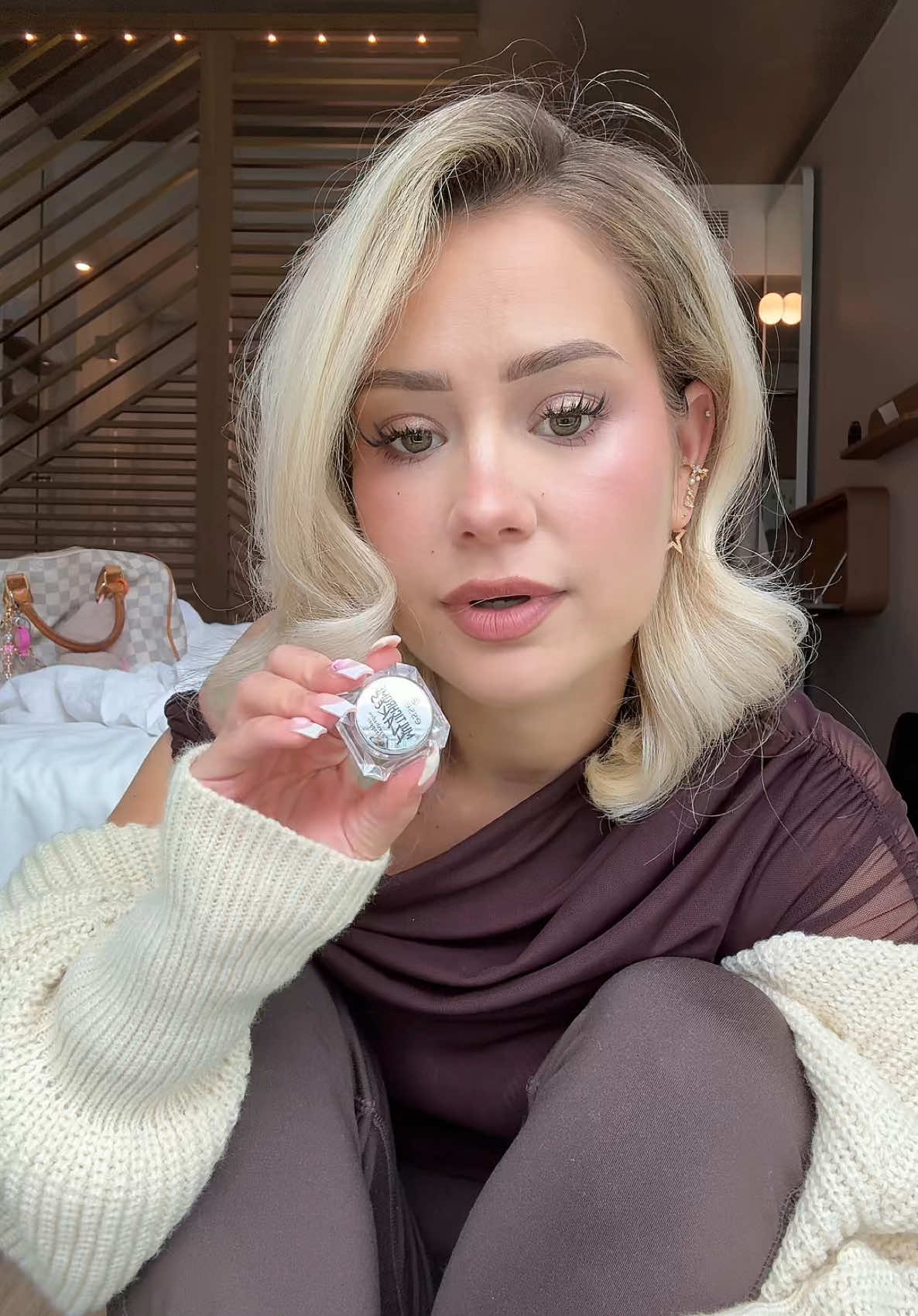 Si quelqu’un sait où je peux en acheter?! @essence.cosmetics  Update je les ai trouvé sur notino 