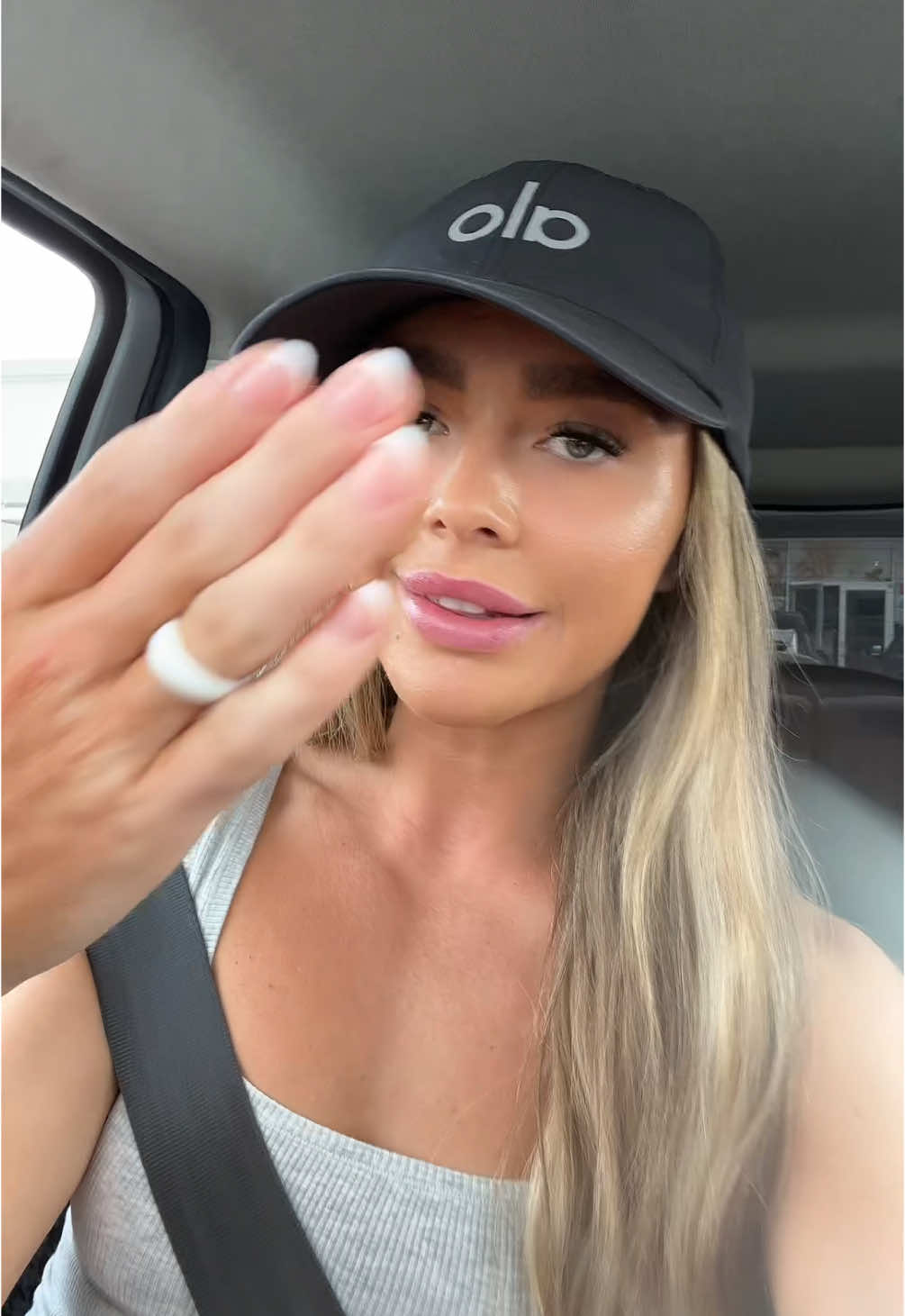 Ok Leo @ red persimmon 💅🏼 #nailday #frenchtipnails #oceansidecalifornia 
