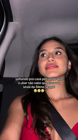 vontade de falar boa noite moço, camila pitanga acabou de me eleger como sósia dela sabia????? que honra levar o 1º lugar do concurso de sósias da silene seagal!!!! #sileneseagal #saneamentobasicoofilme #concursodesósias #camilapitanga #cinemanacional #filmenacional #cinemabrasileiro #filmebrasileiro 