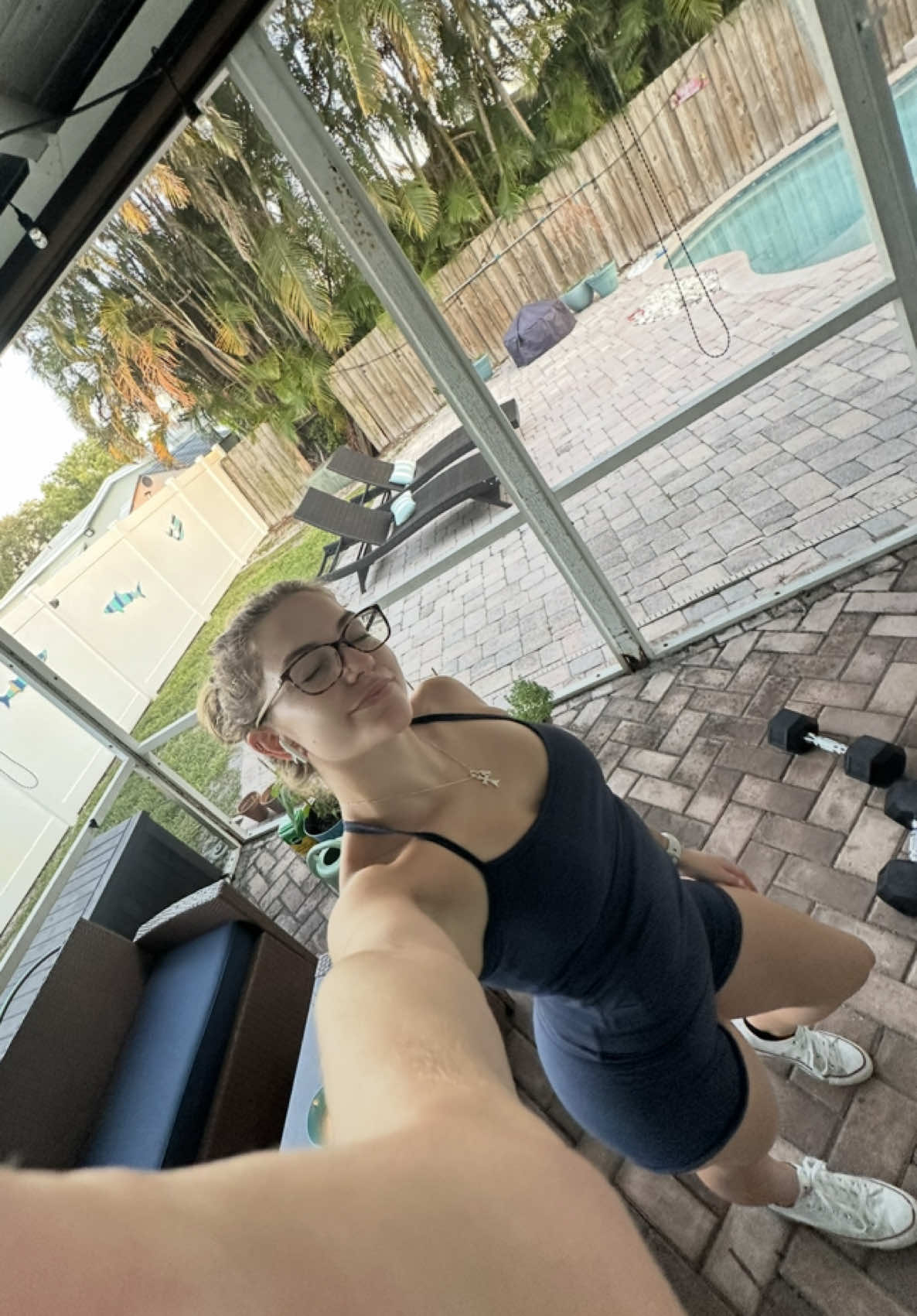Look good=feel good=better pump 🤷🏼‍♀️🤷🏼‍♀️ #GymTok #gymgirl #lookgoodfeelgood #workoutset #workoutsets #matchingset #gymgirls #gympump #tiktokshopfinds #TikTokShopFashion #muscles #cuteset #gymfit #gymclothes 