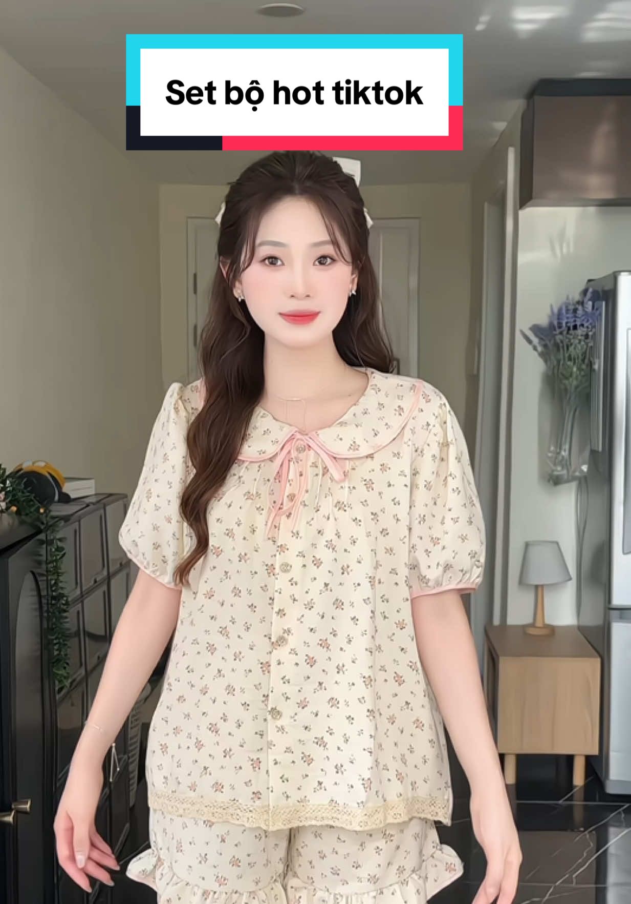 Set bộ hot tiktok #doxinhmoingay #fyp #xuhuong #thoitrang #changthoitrang #OOTD #macdepcungtiktok #trending #fyp #abcxyz#abcxyzc #elchang #outfitideas #outfit #macdepmoingay #thoitrangnutinh  #thoitrangnu #thoitrangfreestyle  #review #thoitrangnu #fashion #reviewlamdep #onhacungphaixinh #dobonu #dongudep #macnhasangxinmin #chilltaigia #thoitrangonha #onhanhungvandep #macnhacungphaithoitrang #dobofreesize #setnguhanquoc #doboxinhxan #dobomacnha #setnguxinh #thoitrangmacnha  #macnhavanphongcach #domacnhadethuong #setbo #setbomacnha #setbonu #pijama #setboxinh  #CapCut 