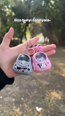 Beli gantungan kunci kucing lucu, bisa suara dan nyala 😱 #keychain #gantungankunci #gantungantas 