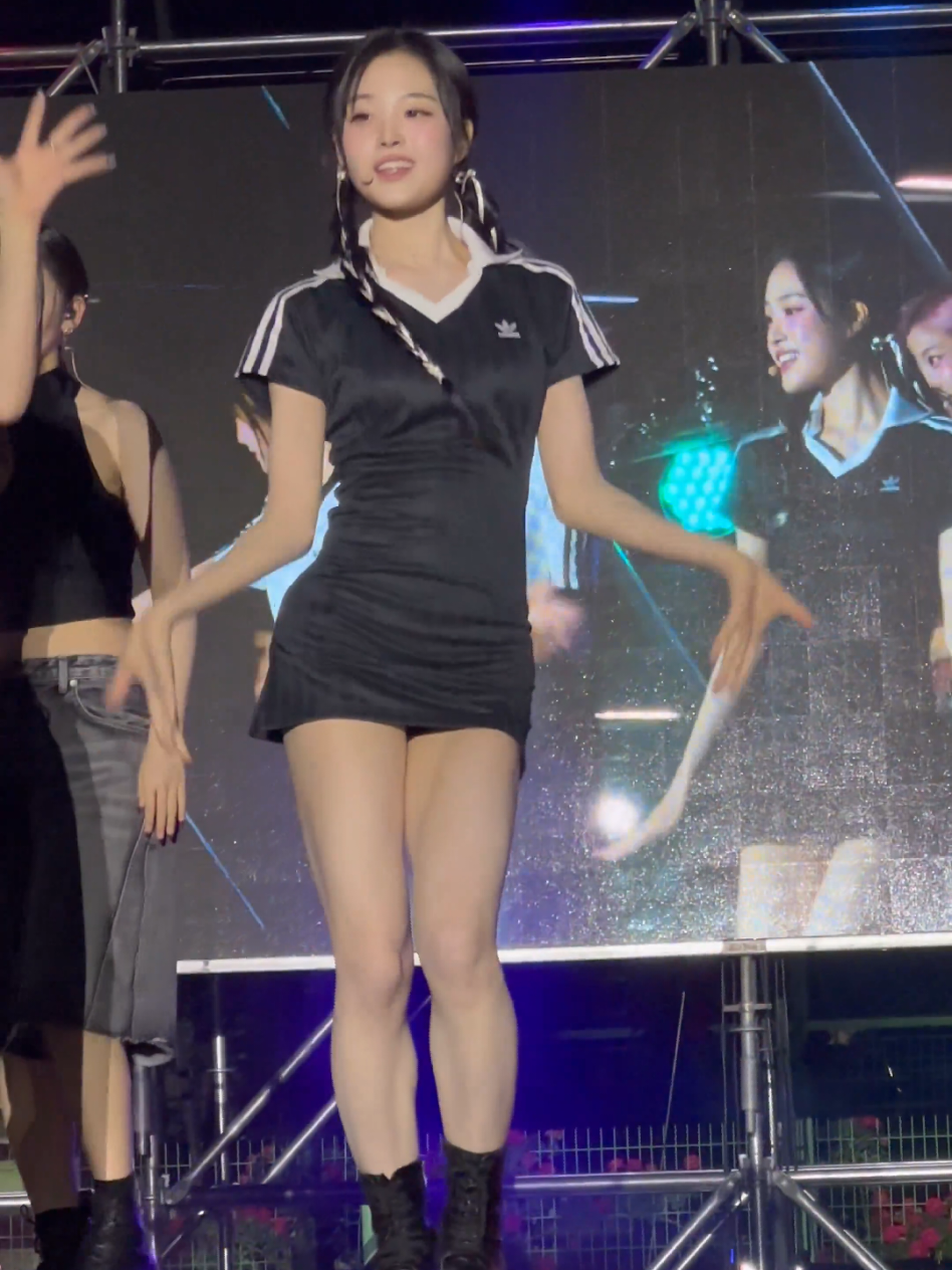 Jiyeon #tripleS #트리플에스 #jiyeontriples #fancamskpop #triplesarmpit #kpopfyp #fyp 