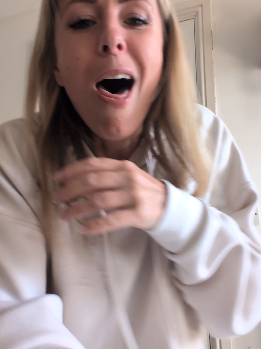 think I'm gonna leave all the seasoning to my girl @alexiamarcelleofficial because I just can't handle my own juice 🤣 #farthumor #toilethumor #fartsarefunny #fart #cropdusting #fartprank #fartqueen #professionalfarter #fartchallenge 