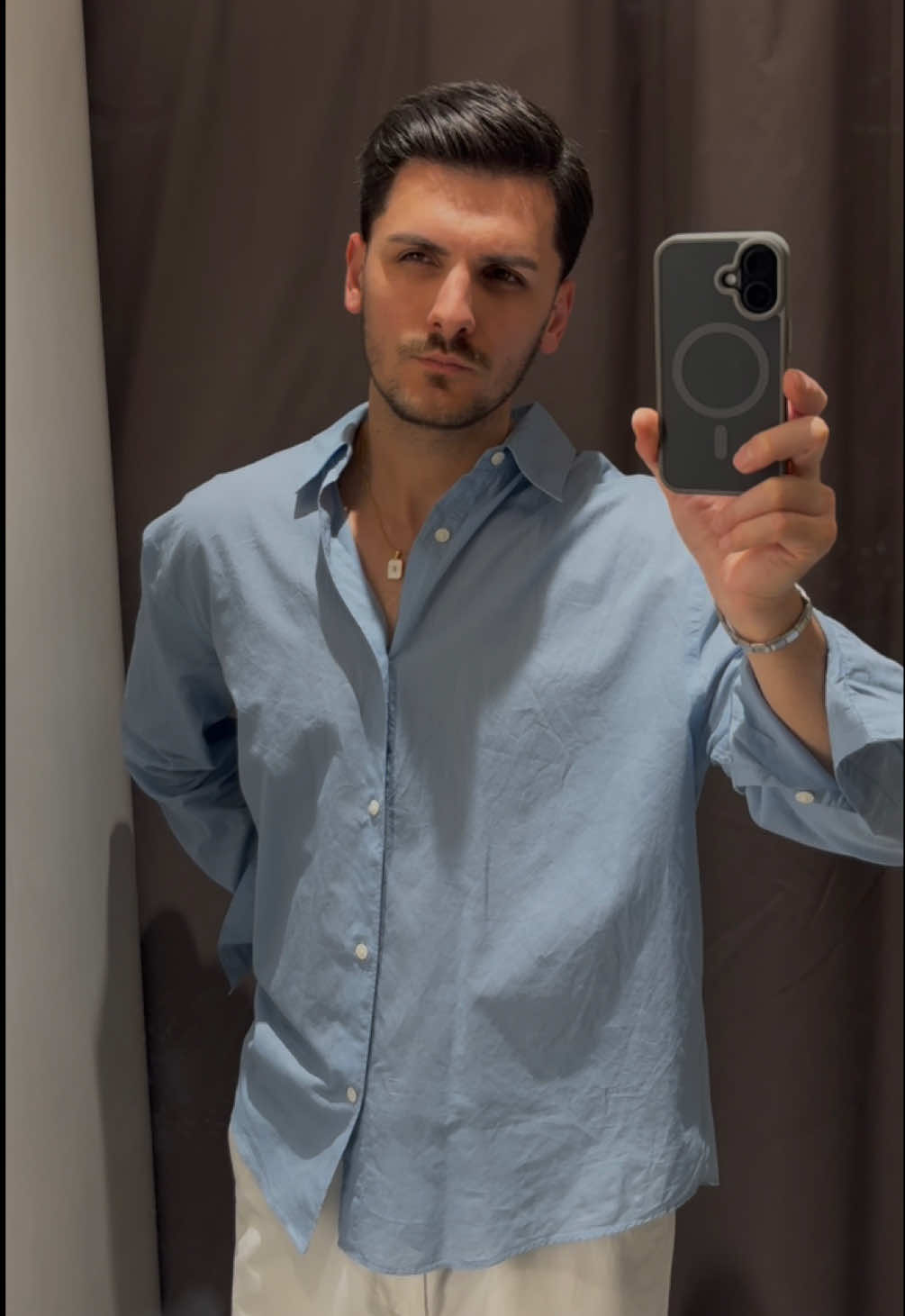 Farklı günler, farklı tarzları yansıtan yazın giyebileceğiniz sağlam 4 kombinle geldim. #TikTokFashion #zara #erkekgiyim *reklam