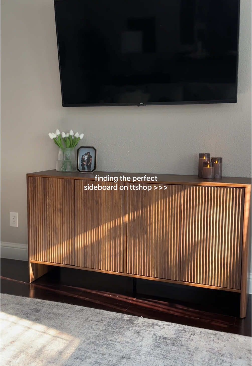 Obsessed with this, its been such an upgrade to our living room 🤎🤩✨✨ #sideboard #sideboardcabinet #giratreefurniture #furniture #ttshopdeals #livingroominspo #livingroomdecor #modernfurniture #decoration #tiktokshopsummerturnup #tiktokshopsummersale #dealsforyoudays @GiraTree 