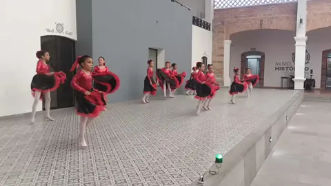El eterno Can Can Compañía de Danza Infantil #leovyballet #princesasbailarinas #tultepec