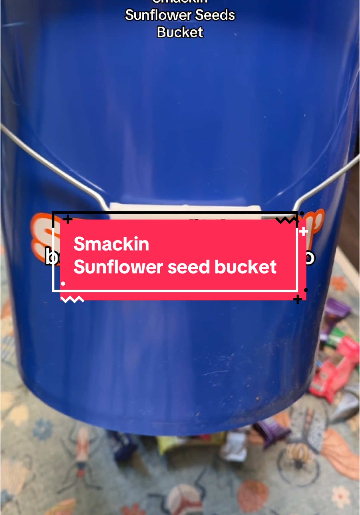 These smackin sunflower seeds are going to be a hit at any ball game #smackinsunflowerseeds ##SunflowerSeedBucket##SunflowerSeeds##BallgameSnacks##Snacks#tiktokshopcreatorpicks
