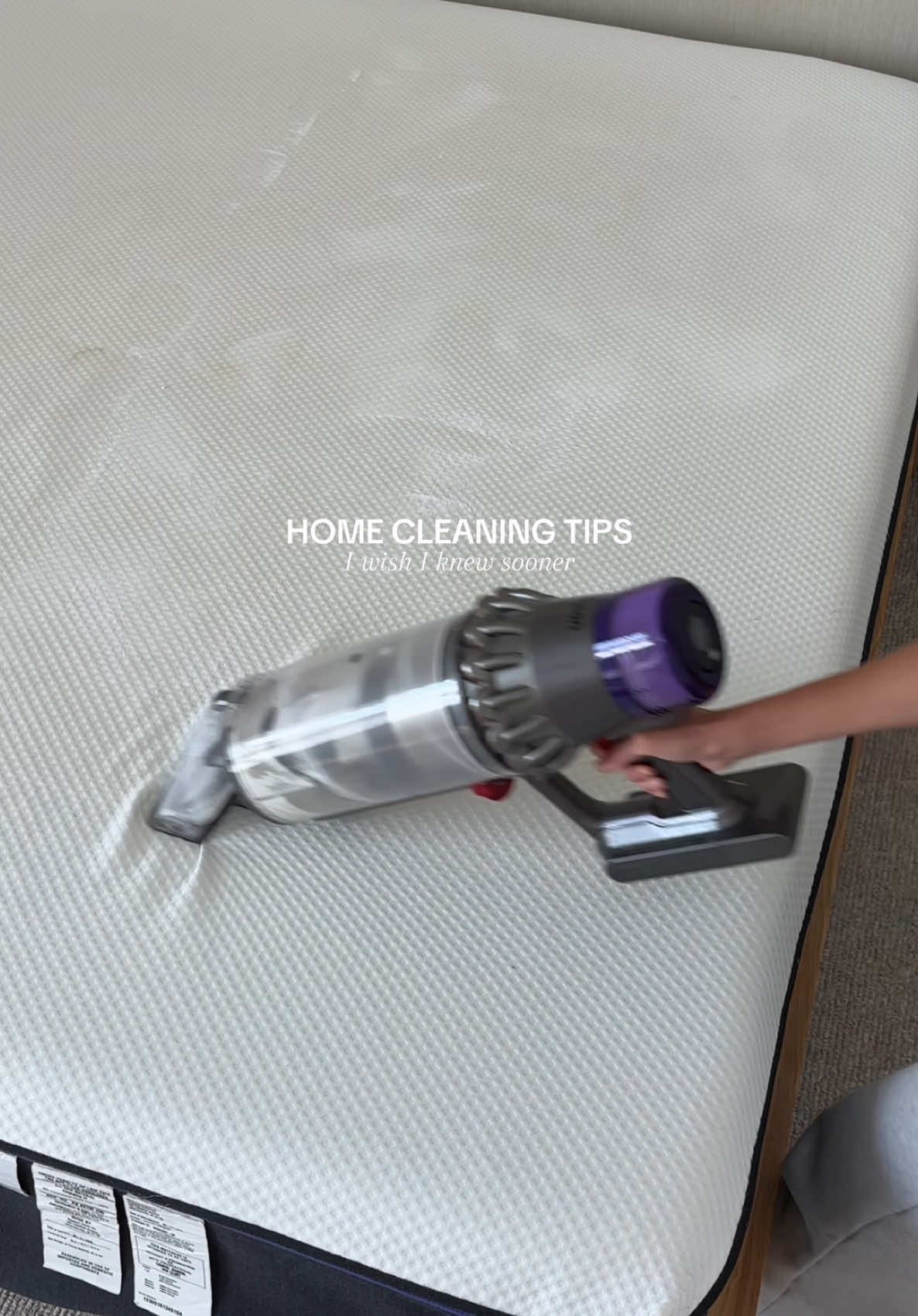 Here are some cleaning tips I wish I knew sooner when moving out in my early 20s 🫧🧺 thank you guys for all your support with my spring cleaning series 🥹💗 let me know if you have any cleaning tips you wished you knew sooner as well 👀 Non-toxic drain unclogging methods: ✨snake drain clog removers ✨baking soda & vinegar method Non-toxic mattress cleaning hack: ✨remove bed sheets ✨vacuum the mattress  ✨spread evenly baking soda on the surface of the mattress  ✨let it sit for 4-8 hours ✨vacuum the baking soda thoroughly  ✨put on a fresh set of sheets 10 minute microwave cleaning hack: ✨fill a microwave safe bowl with water ✨add 2-3 tablespoons of vinegar ✨add lemon slices (optional) ✨microwave on high for 3-5 minutes  ✨wipe down with clean cloth ✨finish with antibacterial spray #CleanTok #cleaning #cleaningtips #cleaninghacks #Home #cleanhome #homeinspo #cleaningmotivation #nontoxic #bathroomcleaning #bedroom #kitchencleaning #lifehacks #Lifestyle #movingout 