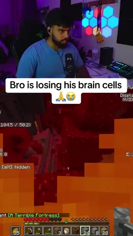 Hassan cannot catch a break on Minecraft 😭