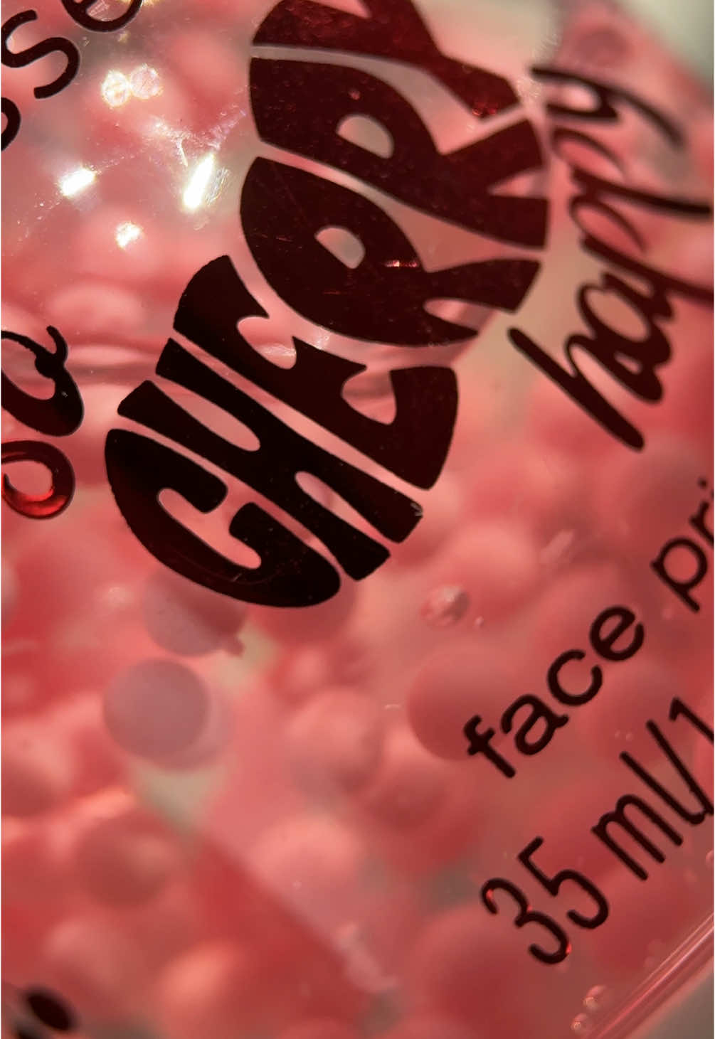 In my cherry era 🍒 This @essence.cosmetics So Happy Cherry Face Primer is a hydrating gel with tiny pink beads — and it smells just like cherry candy! Leaves your skin fresh, smooth & ready for makeup ✨ Perfect base + cute packaging = yes please! #essencecosmetics #sohappycherry #cherryprimer #facemakeup #makeupbase #hydratingprimer #affordablemakeup #skincareandmakeup #TikTokBeauty #beautyfavorites #drugstorefinds #essencefaves #primerglow #cherryaesthetic #essence #essencelimitededition 
