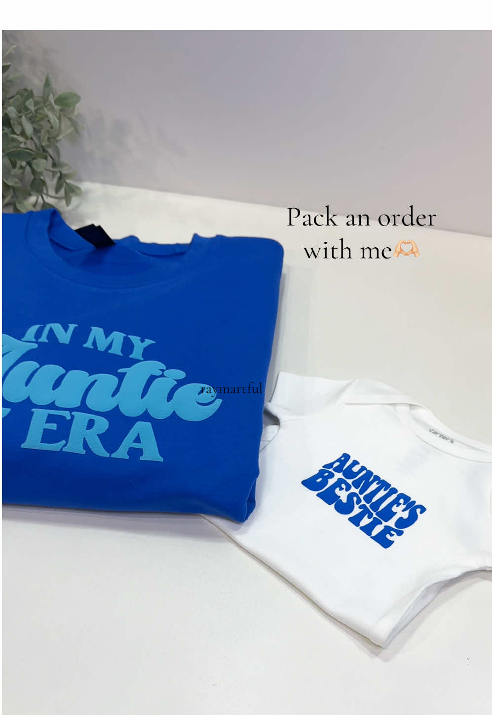 Pack an order with me! Thank you🫶🏼  #auntie #auntiesoftiktok #sweatshirt #myorder #packanorderwithme #letspackanorder 