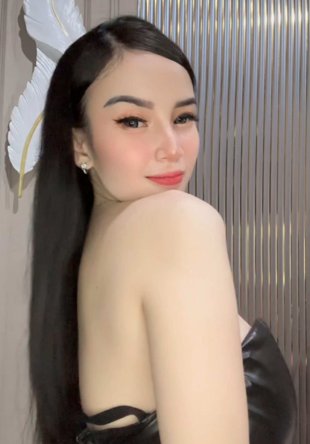 Rambut panjang ku berkat pemakaian rutin hair tonic ini link ada di tiktok shopku cewe cowo bisa pakai🫶🏻