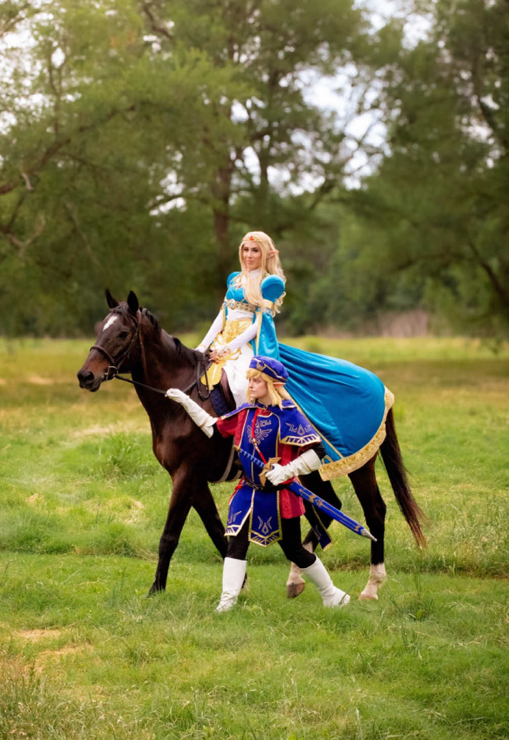 If you don’t go follow @YourRealmPhotography on IG and TikTok right now… I’m finding your home address (Link: @✨ It’s Mandy Makes ✨) #zelda #zeldacosplay #thelegendofzelda #fyp #tloz #cosplayphotography #princesszelda #link #horseback #equestrian #botw #nintendo #breathofthewild 