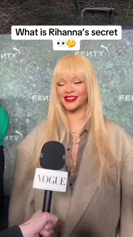 So that’s why all the celebs say she smells so good😂😂 #rihanna #rihannafenty #perfume #fragrance #perfumecollection #perfumetok #smellgood #woman #women #nyla #rihannaperfume #smellsgood 