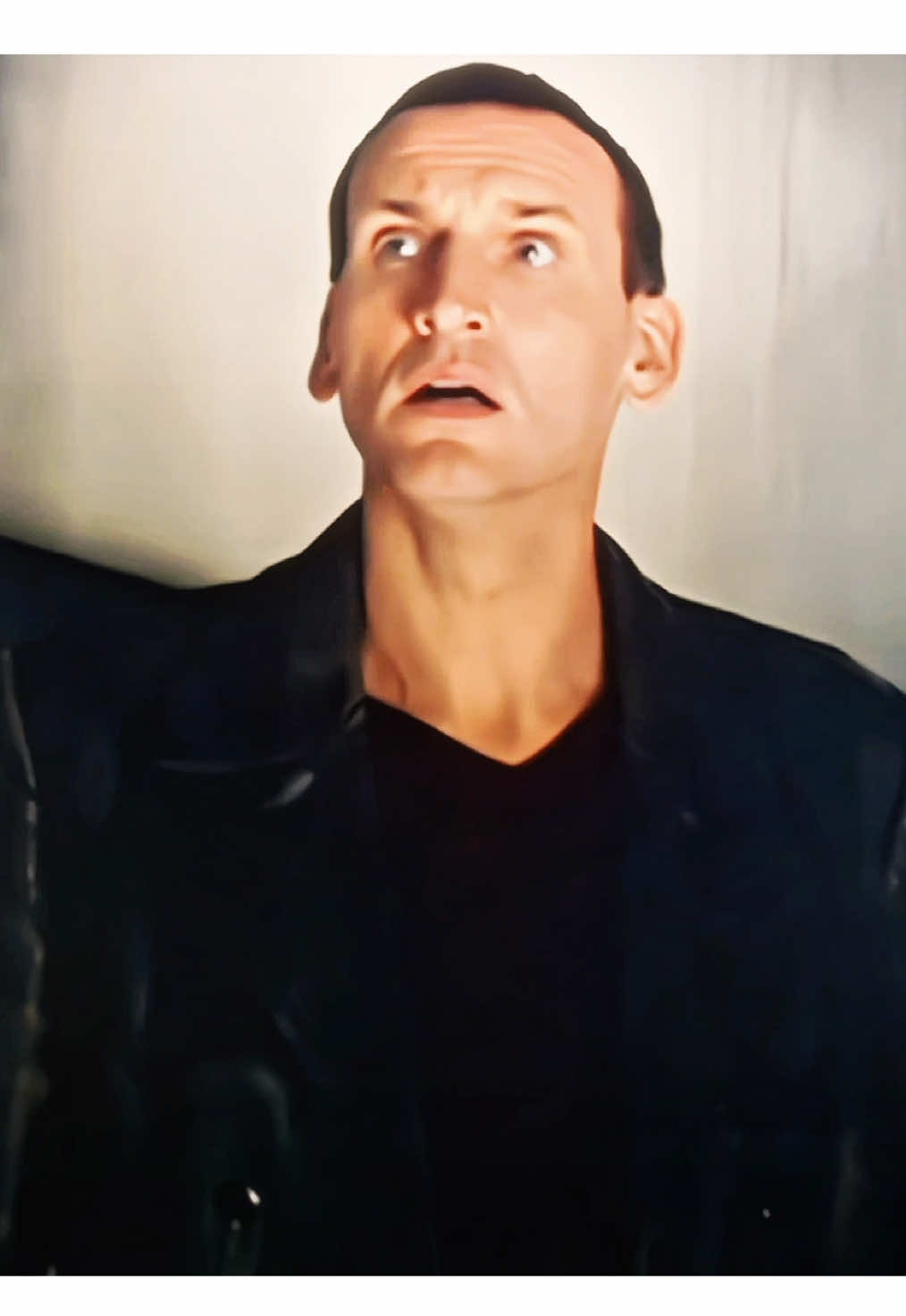 on everyone’s soul including mine this was the best doctor #ninthdoctor #christophereccleston #9thdoctor #9thdoctoredit #horcrvxoxo #drwho #doctorwho #nuwho 