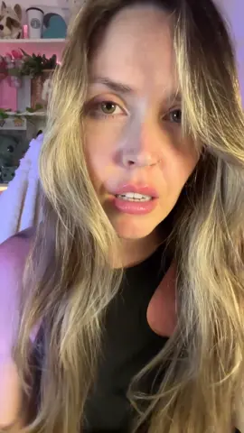 ✨ Hoy voy a manifestarte a alguien bonito… así como tú eres. 💖 Una persona que esté disponible emocionalmente, que te escuche, te cuide, te respete y te haga sentir segurx. En este ritual suave de ASMR, activamos juntxs la energía del amor sano, la conexión real y la magia de atraer desde el merecimiento. 🕯️Este reel es para ti si: • Estás sanando tu corazón • Quieres relaciones más conscientes • Amas el ASMR etéreo, con intención • Te encanta manifestar con estilo cozy, suave y mágico 💫 No olvides comentar: “Estoy listx para recibir amor bonito” si sientes que este video activó algo en ti 💌 #asmr #manifestaramor #asmrparadormir #manifestinglove #personalattentionasmr #gaming #Lifestyle 