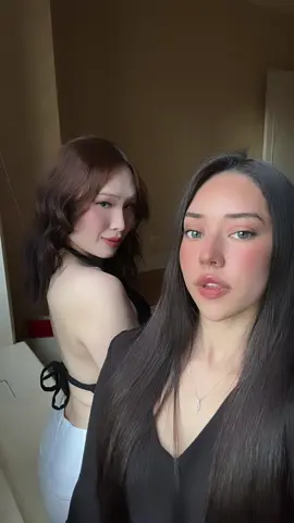 Getting my hair done w Silk’n SilkyStraight 2-in-1 Hair straightener and Curling Iron @influenster @silkn.us #complimentary #HairTok #HairCare #HealthyHair #HairRoutine #Silkn #SilkyStraight #MySilknHair #HairTransformation