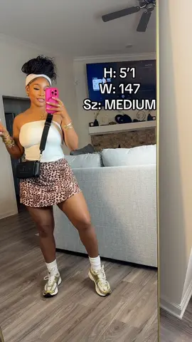 #creatorsearchinsights #tiktoksummersale #tiktokshopfinds #tiktokshopspringglowup #fashiontiktok #skort #skortoutfit 