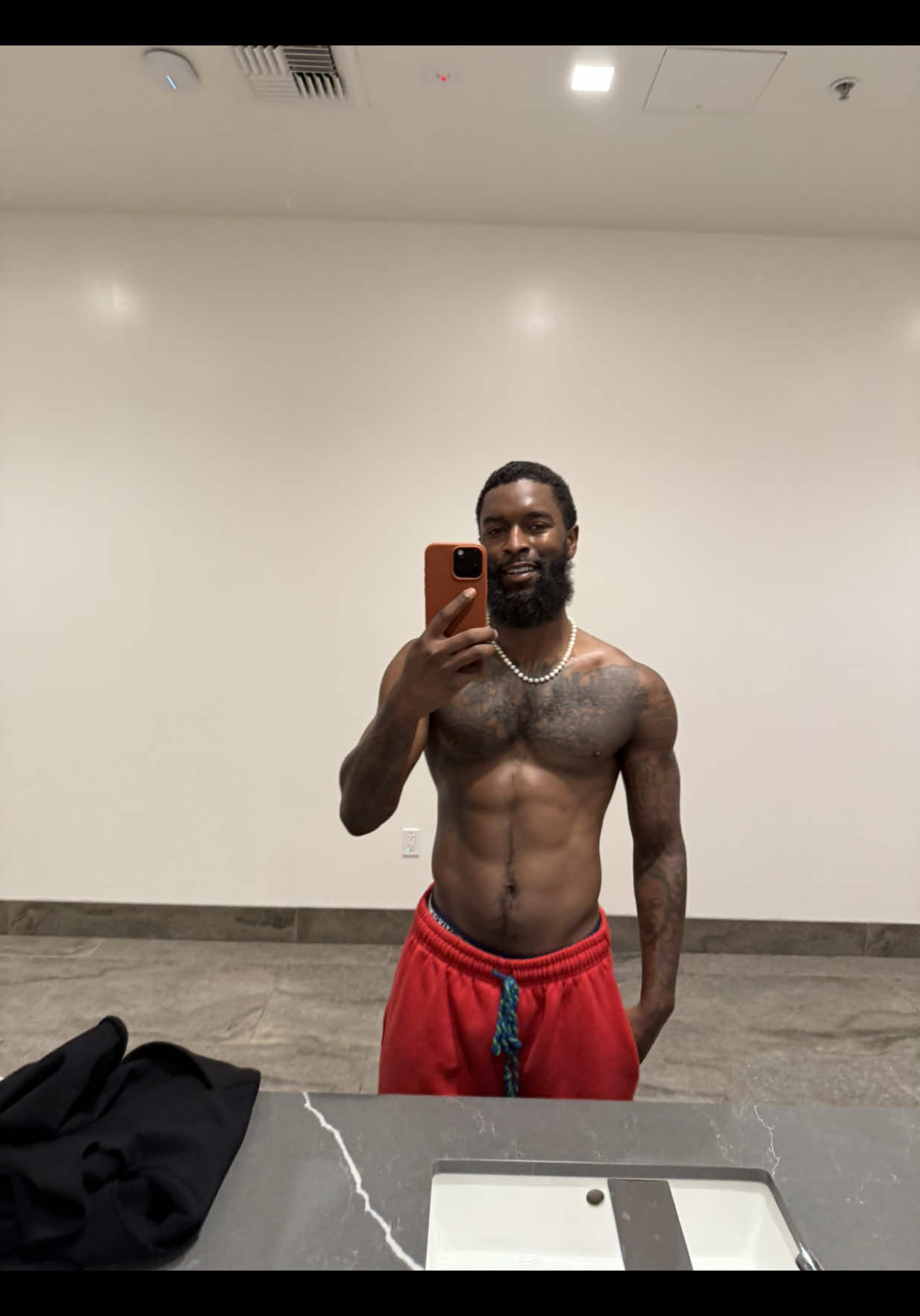 Summer is approaching no lacking in the gym‼️😮‍💨 #foryoupage #fyp #kalin #LA #Gym 