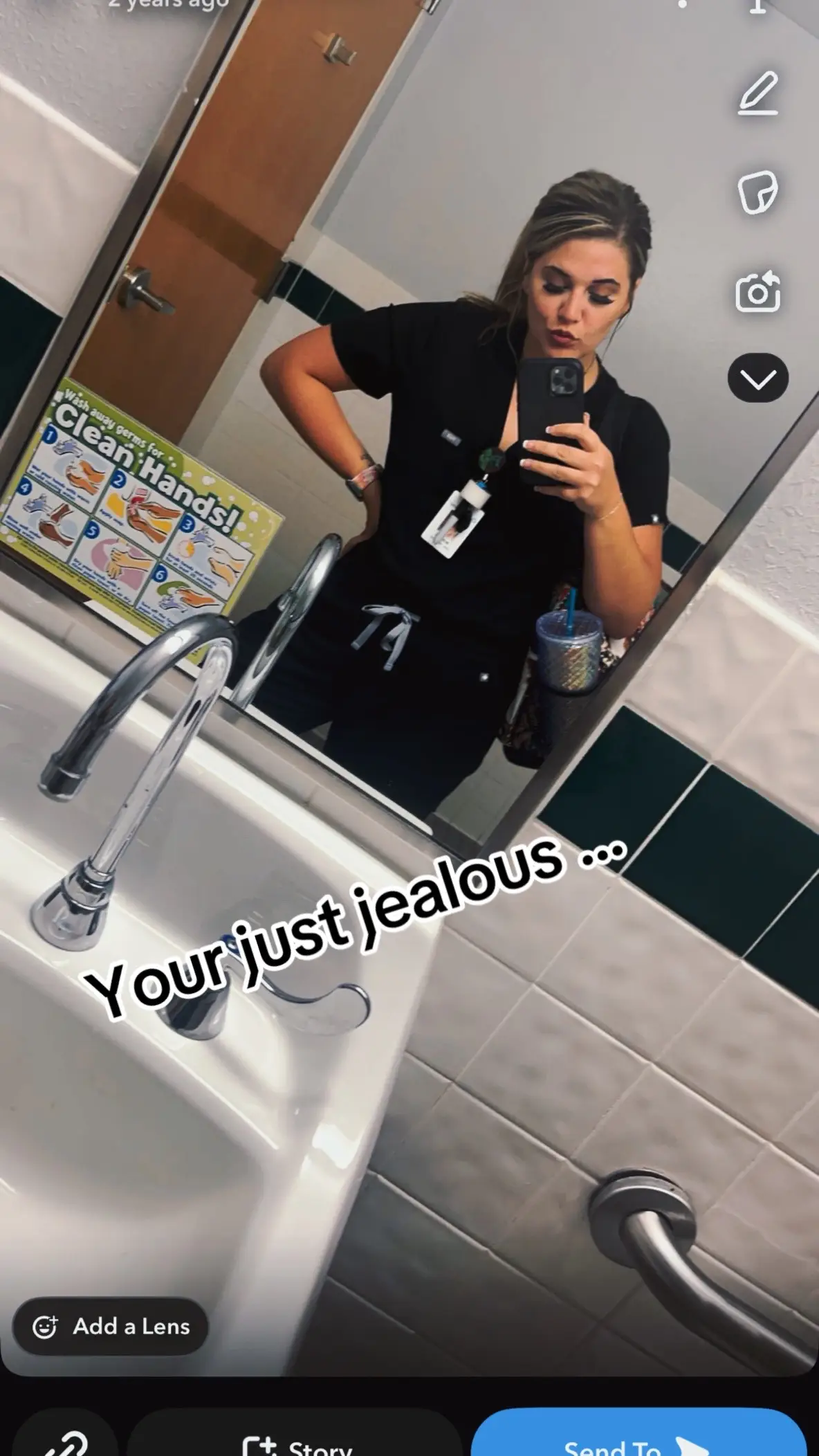I promise you I’m not jealous of a seat I can have… but I had to hop on this trend  😉 #fyp #fypシ #foryoupage❤️❤️ #foryoupageofficiall #trending #trend #viral #viralvideo #4up #4u 