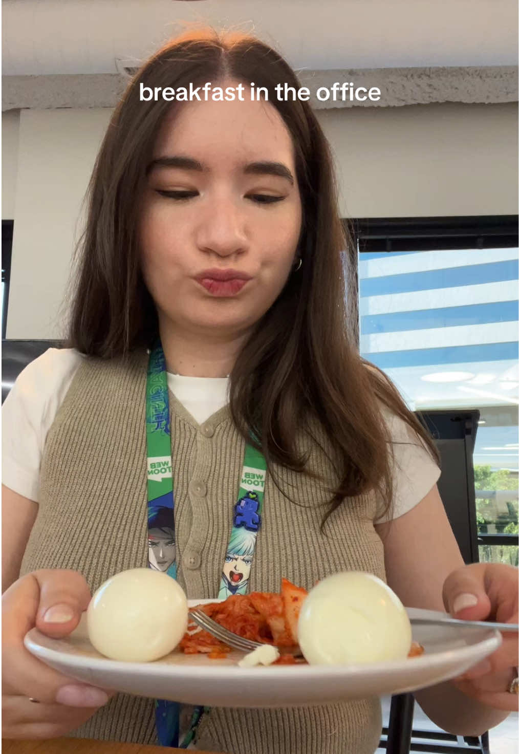 i love that they provide eggs and kimchi 🥚🥬