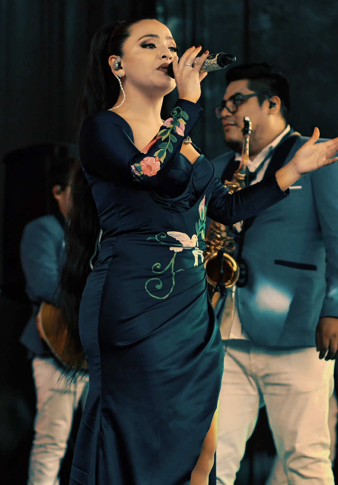 Mis Dolores 🎵 🥹 Yo soy #naydagutierrez 👑 #musicaandina #huancayo #florpucarina #jauja 