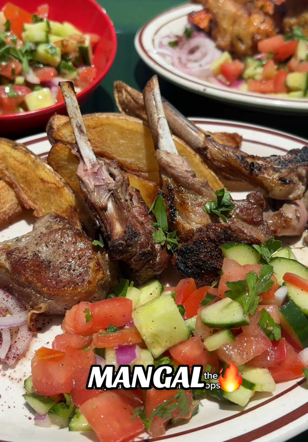 This is one of the best shawarma spots in miami / all of south Florida 💯 • You can find them in Sunny isles at:  17066 Collins Ave Sunny Isles Beach, FL  33160 United States • #miami #southflorida #shawarma #mediterranean #middleeastern #Foodie #foodblogger 