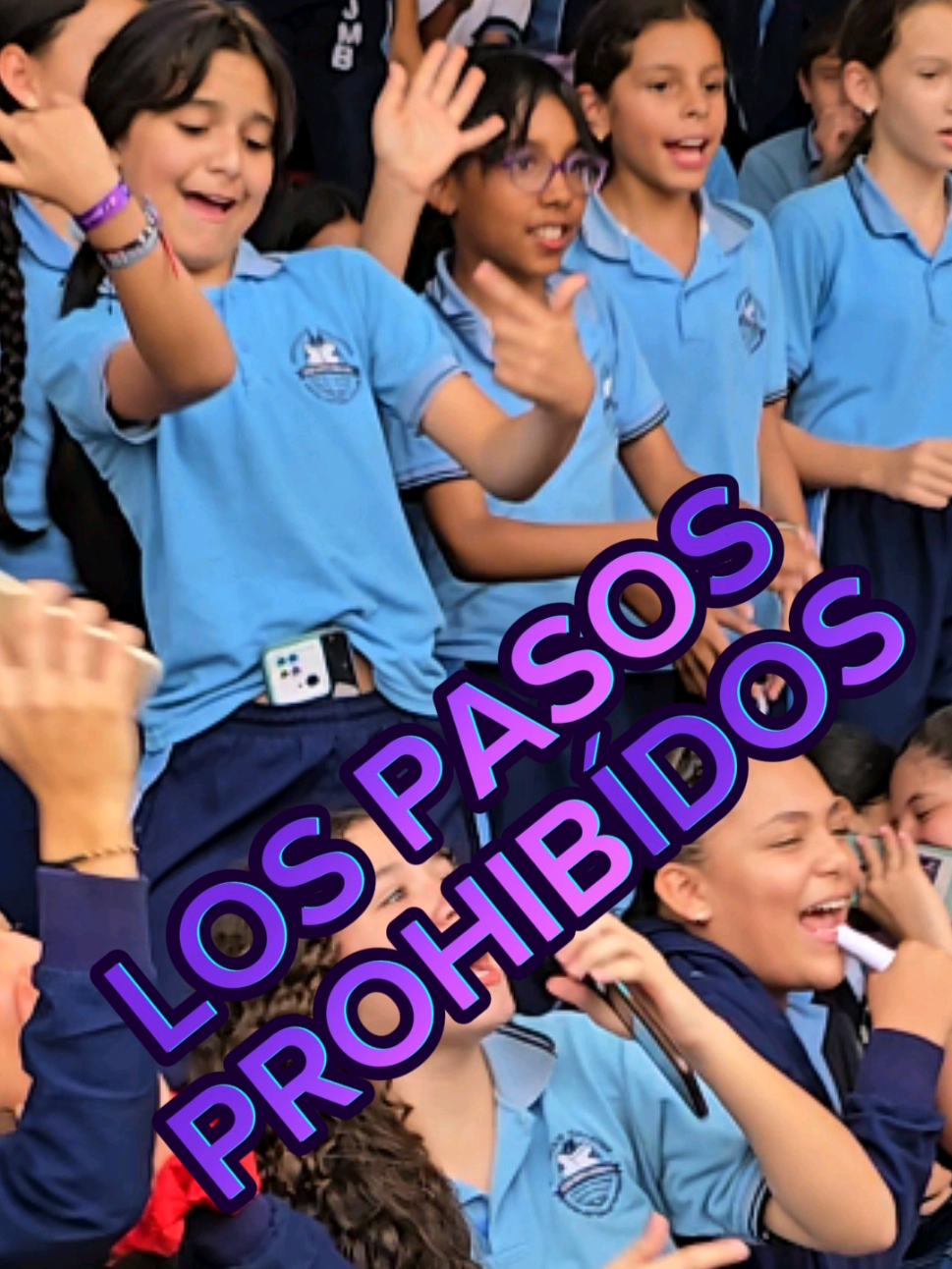 Comenten si quieren ver los pasos que nos enseñó 💃? #fyp #ponchog #colegios #baile #medellin #viral 