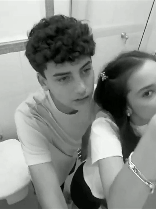 OQUE FOI ISSO? KWKWKWKWKWK @lunaserman @Miguel Martins  #tropadotaspio #casal #foryou #fy 