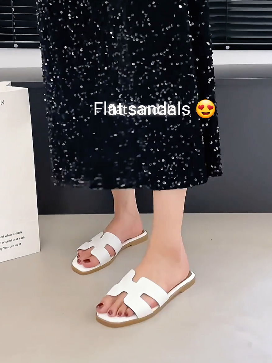 Trendy Flat sandals 😍 #Sandal #Sandals #flatsandals #womensandals #yotosandals 